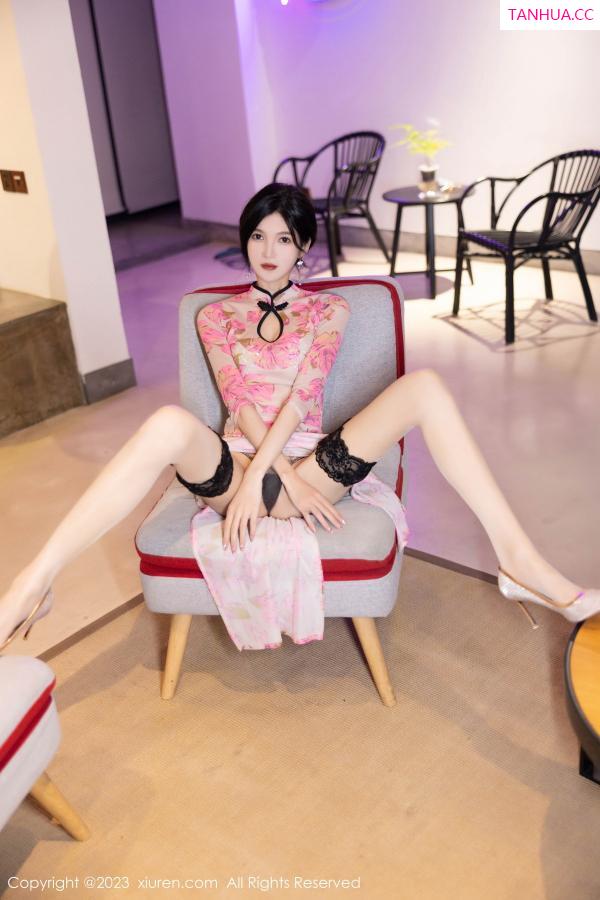 程程程  [XiuRen]高清写真图 2023.09.14 No.7388 程程程- 美腿旗袍第27张图片